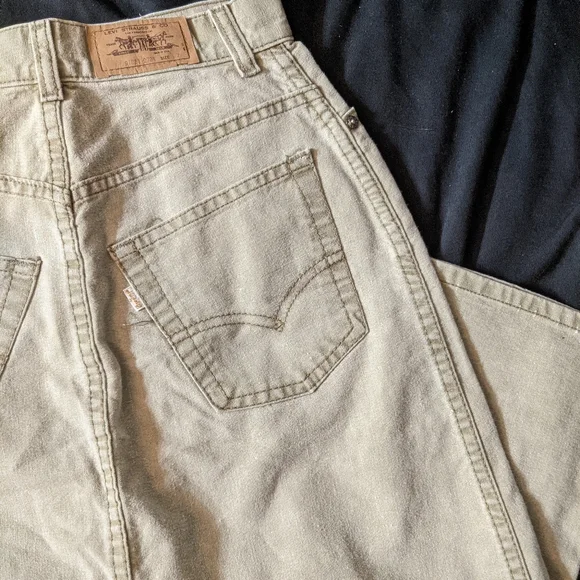 Vintage Levis skirt 0 - Picture 2 of 4